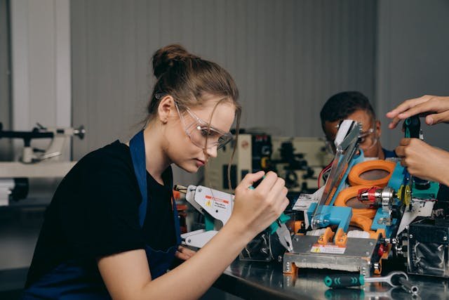 best robotics training in Dhaka, Bangladesh